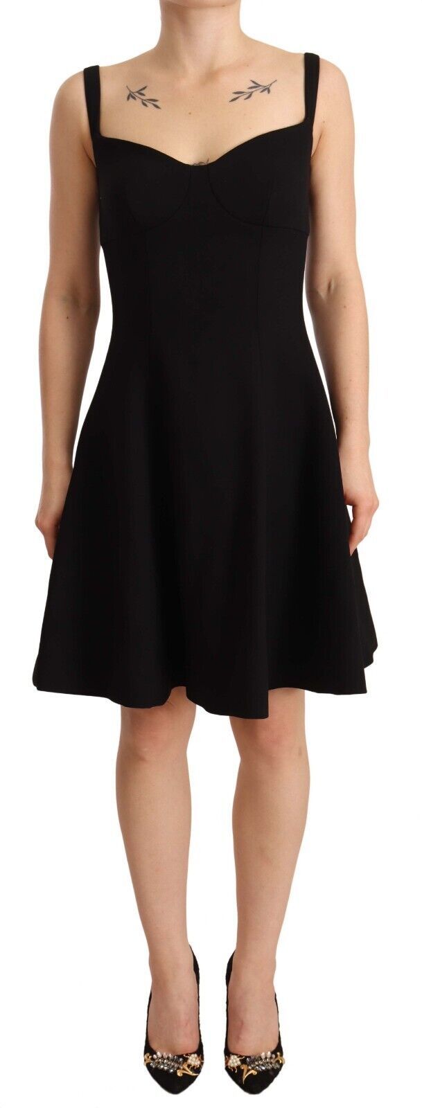 Dolce &amp; Gabbana Elegant A-Line Sheath Dress in Black