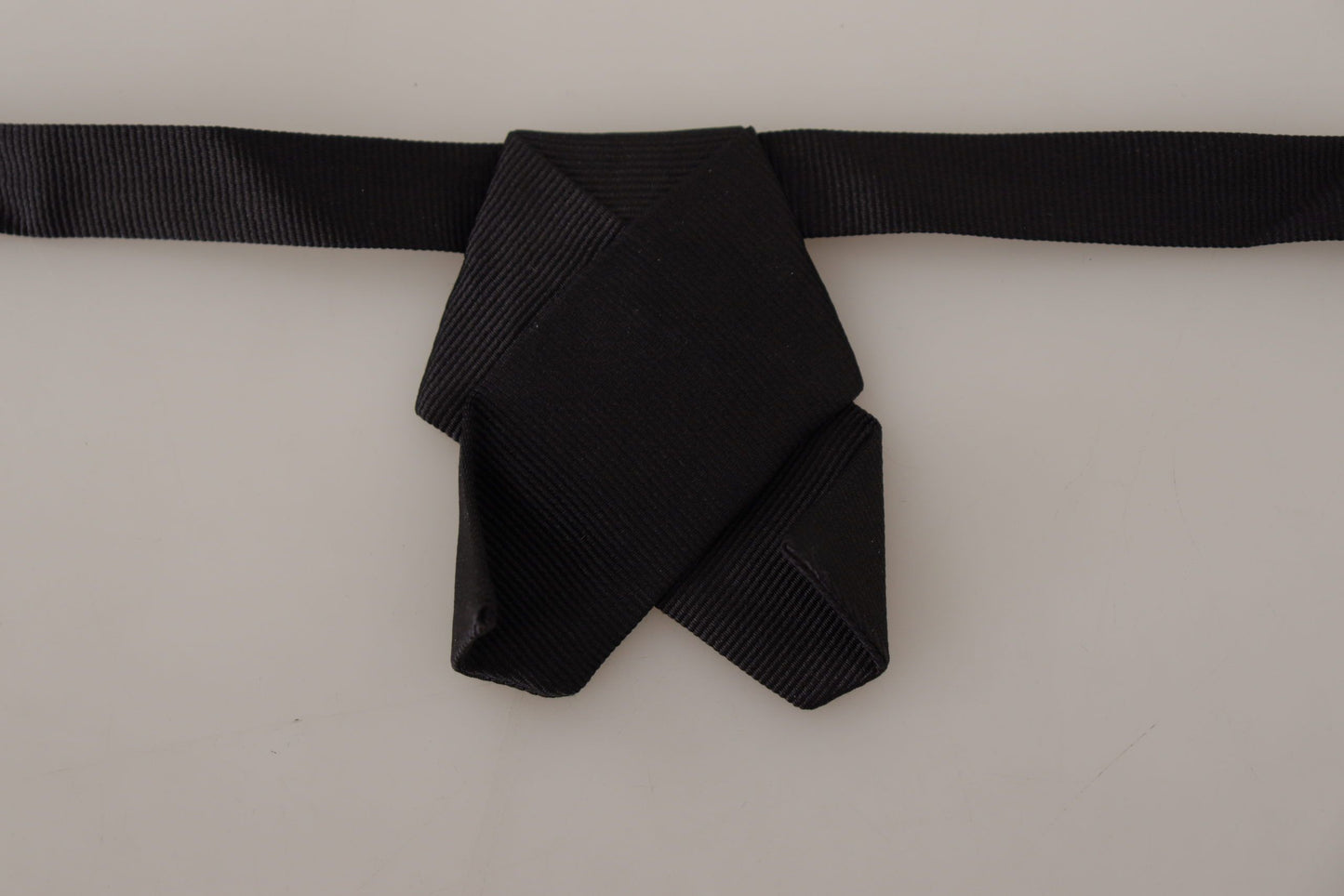 Dolce &amp; Gabbana Elegant Black Silk Bow Tie